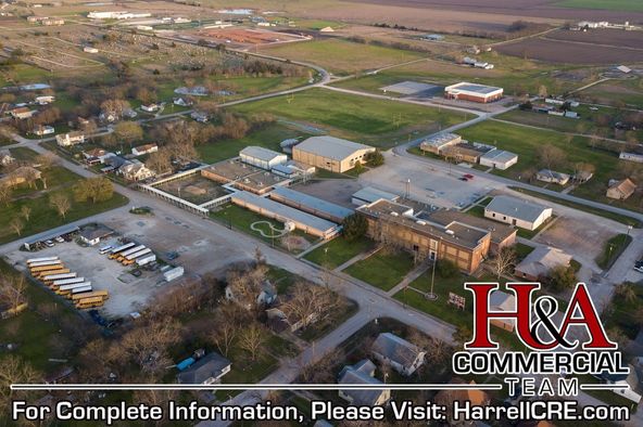 Mart ISD Complex: 700 E Navarro Ave, Mart, TX 76664